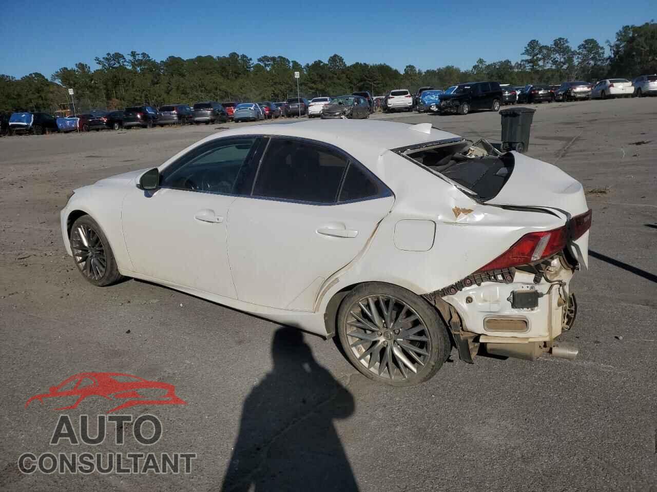 LEXUS IS 2015 - JTHBF1D21F5052207