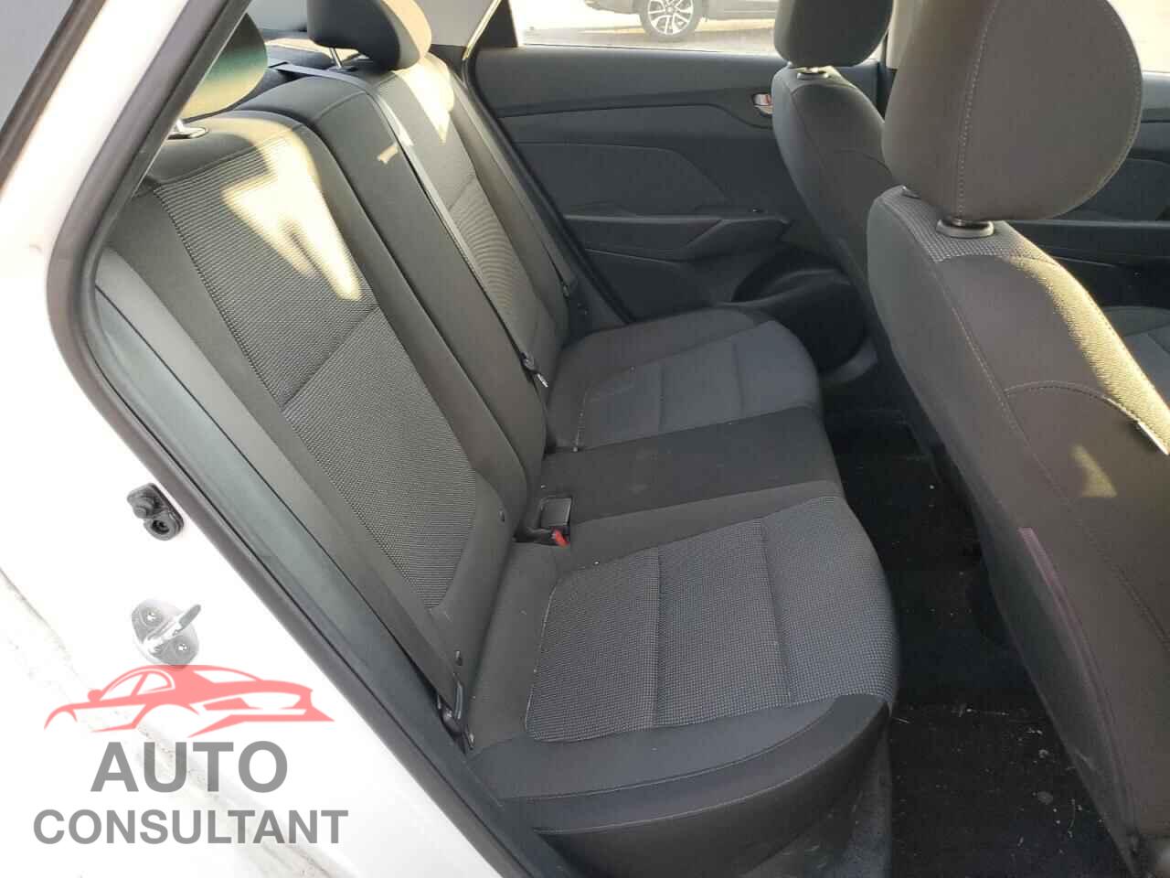 HYUNDAI ACCENT 2018 - 3KPC24A30JE025643