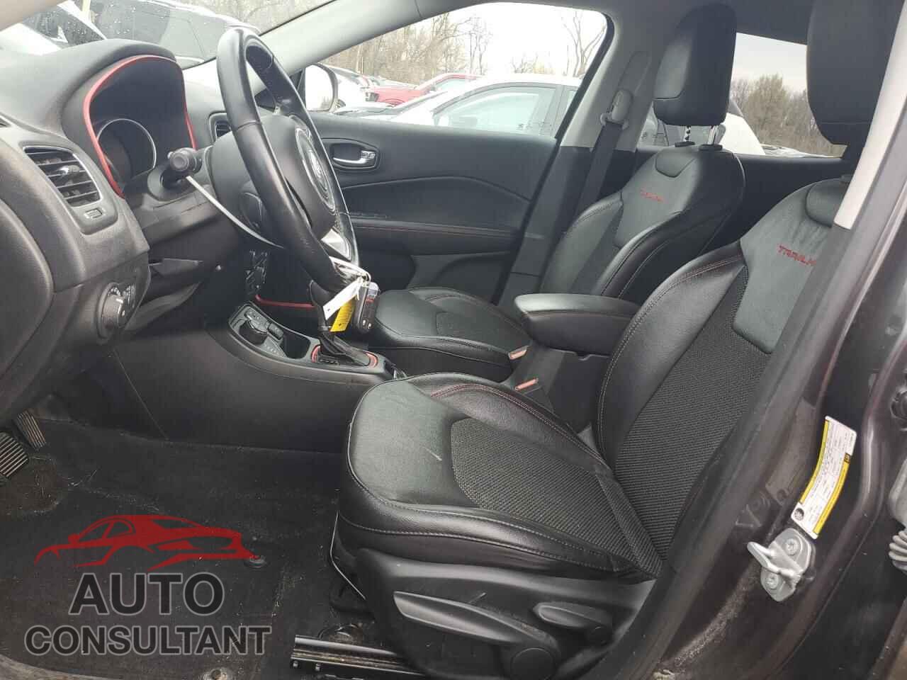 JEEP COMPASS 2020 - 3C4NJDDB5LT189516