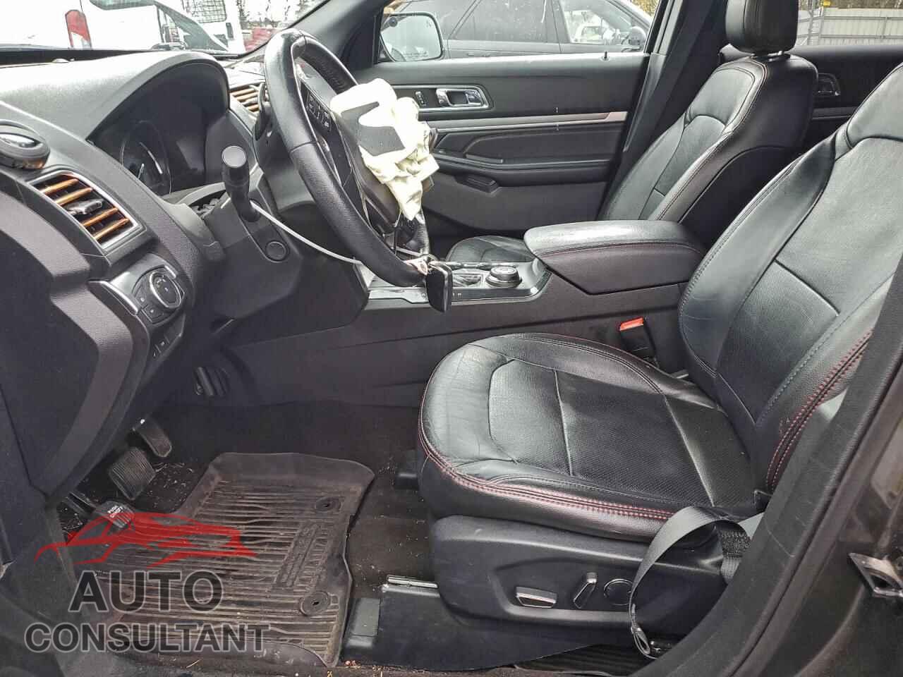 FORD EXPLORER 2018 - 1FM5K8GTXJGB66237