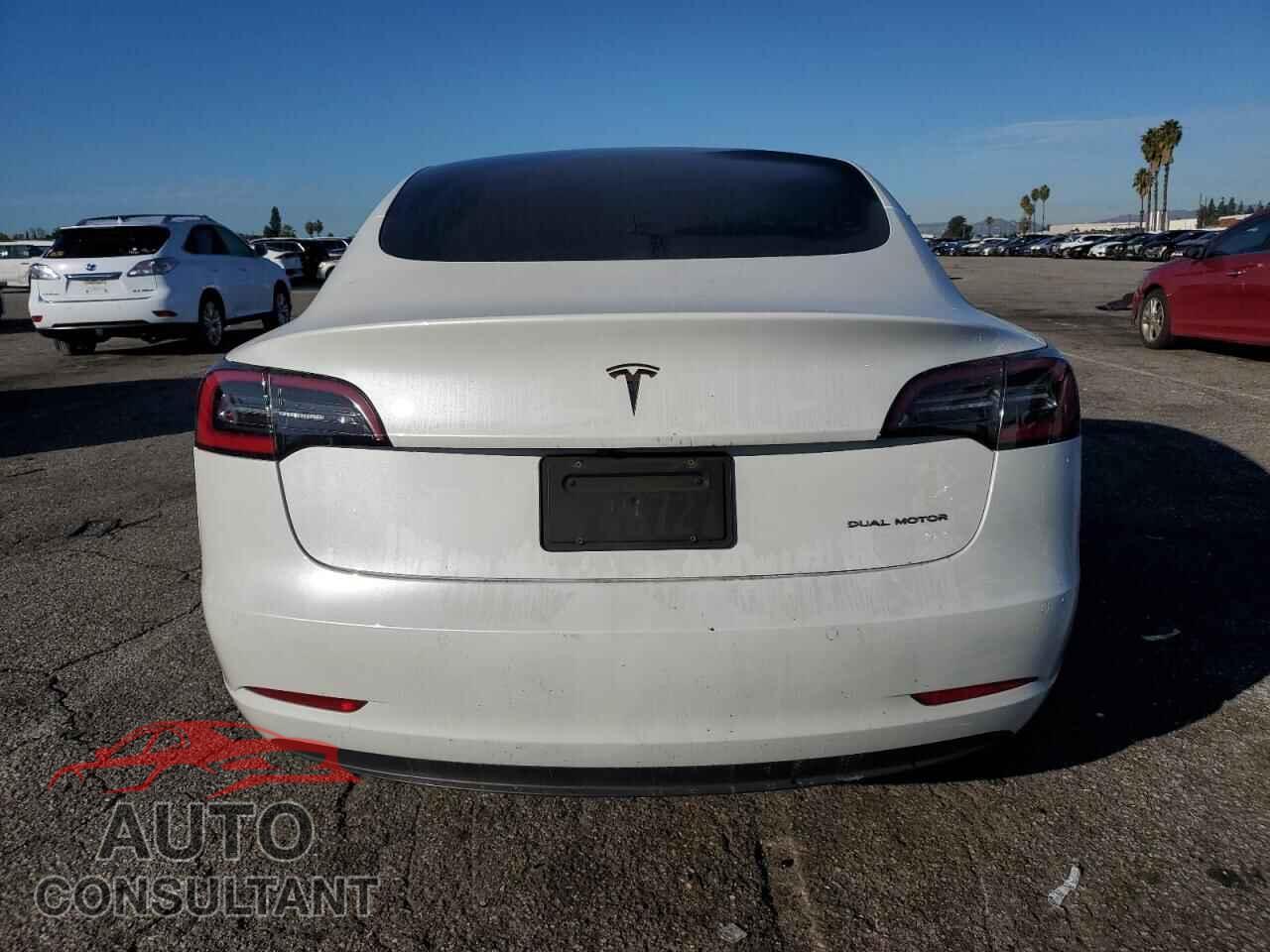 TESLA MODEL 3 2020 - 5YJ3E1EB3LF667567