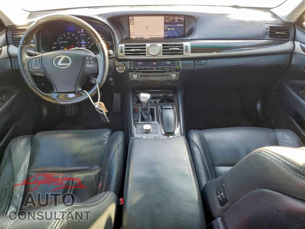 LEXUS LS460 2014 - JTHBL5EF8E5131082