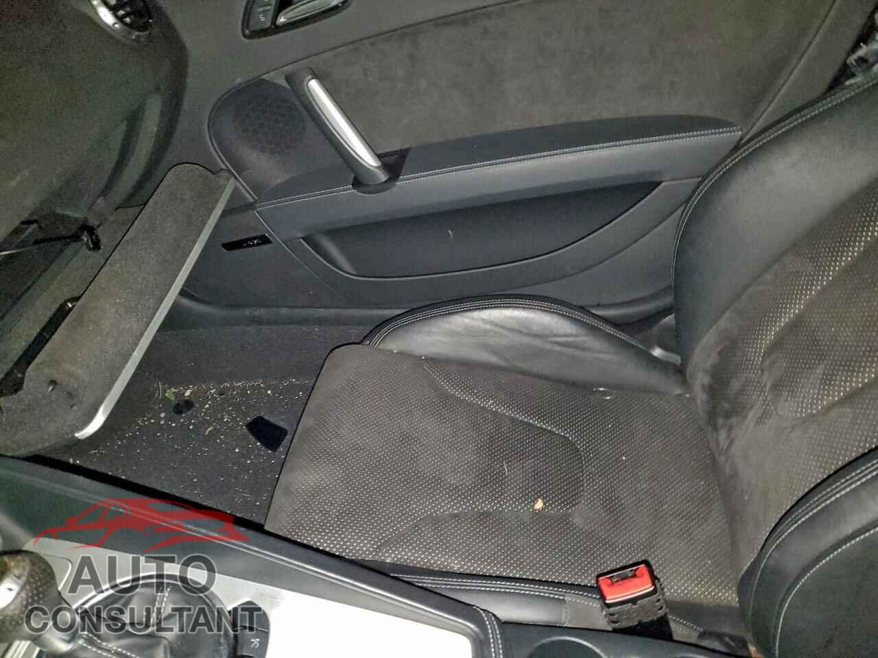 AUDI TT 2014 - TRUBFAFK1E1008377