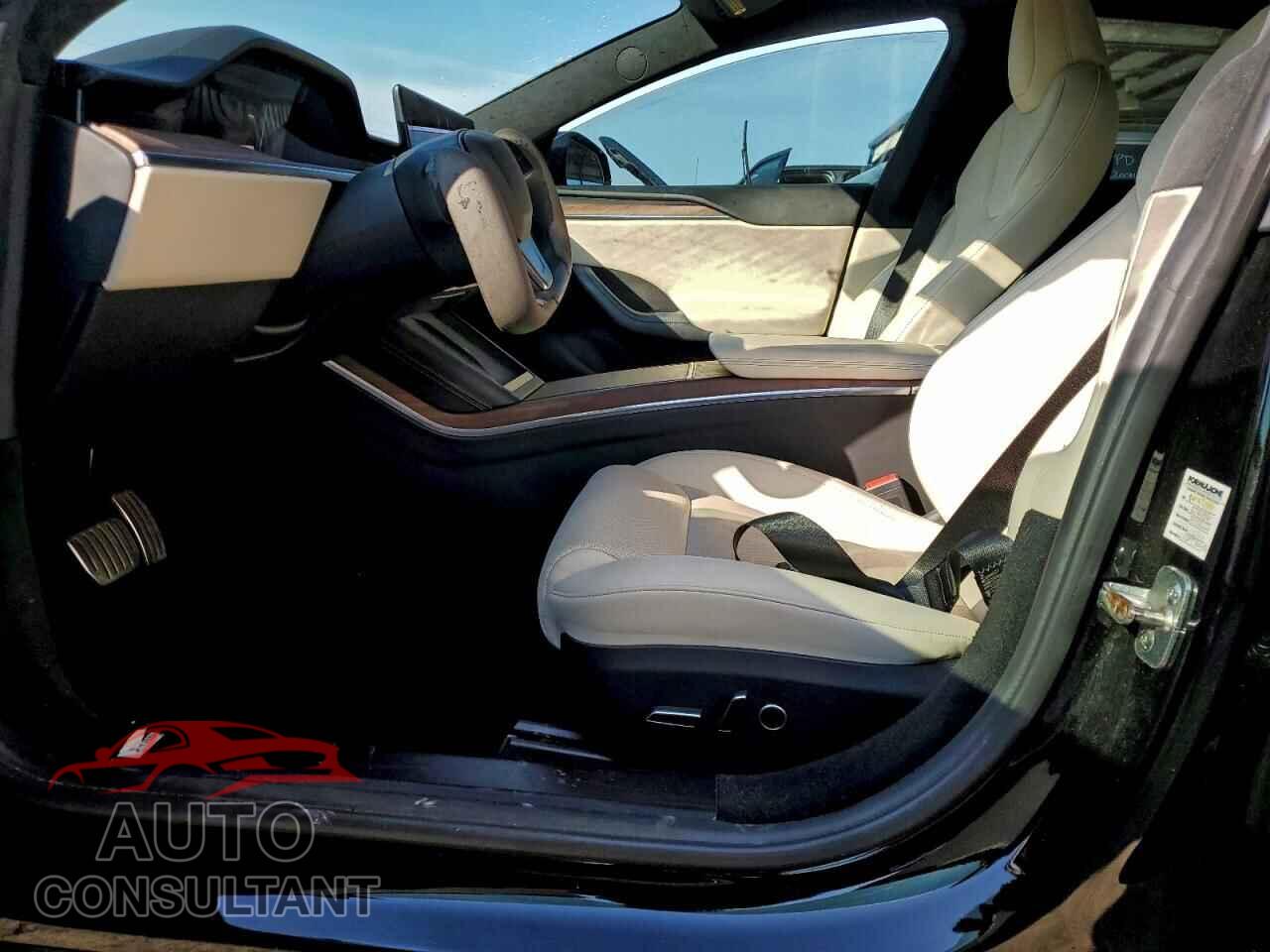TESLA MODEL S 2022 - 5YJSA1E55NF472414