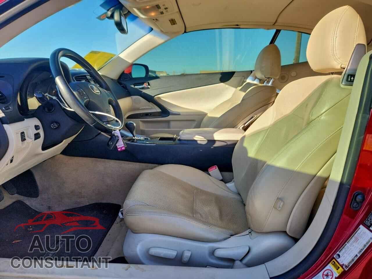 LEXUS IS 2010 - JTHFE2C22A2503635