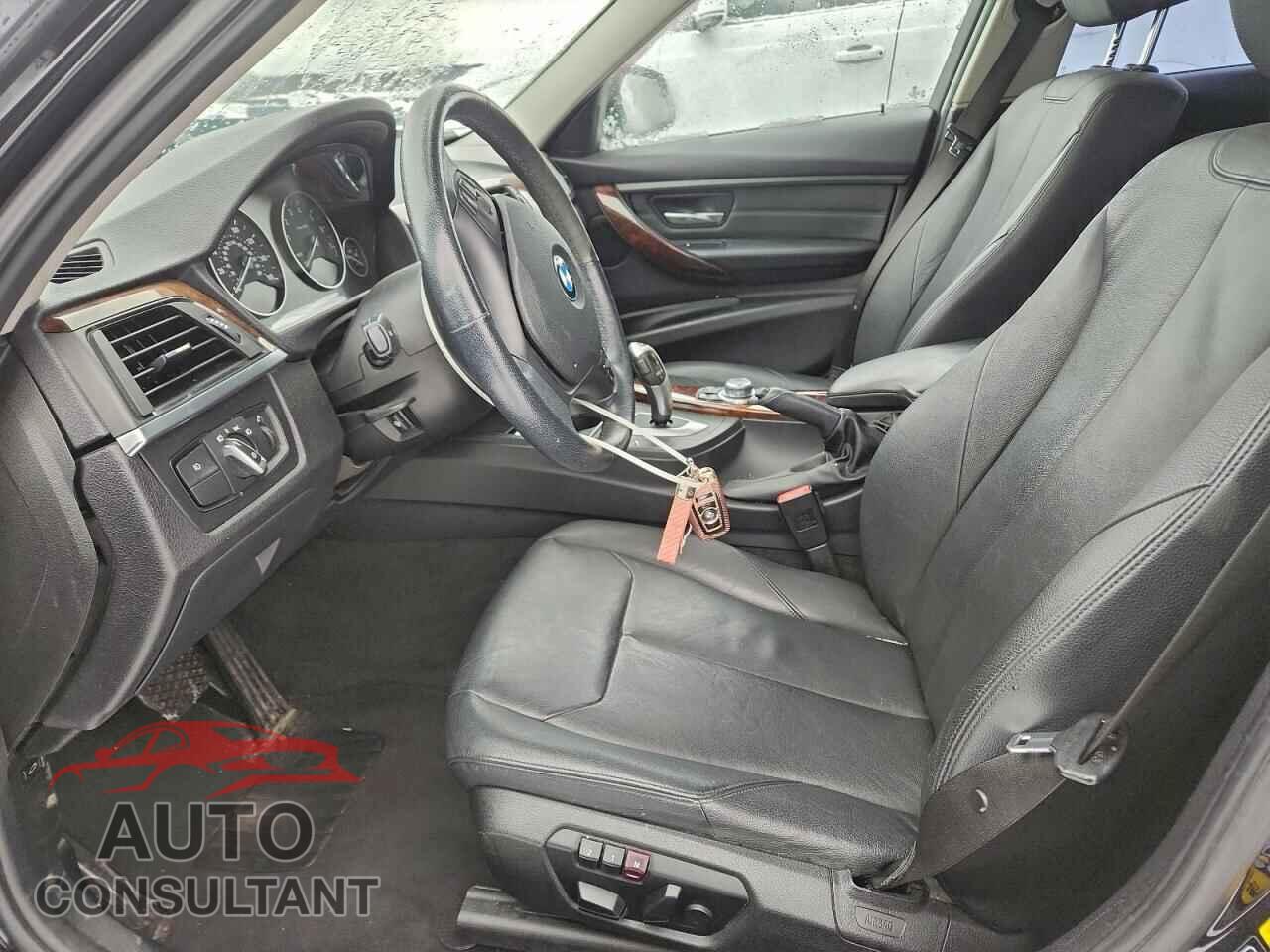 BMW 3 SERIES 2013 - WBA3B3C57DF538663