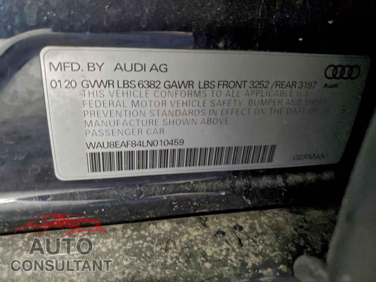 AUDI A8 2020 - WAU8EAF84LN010459
