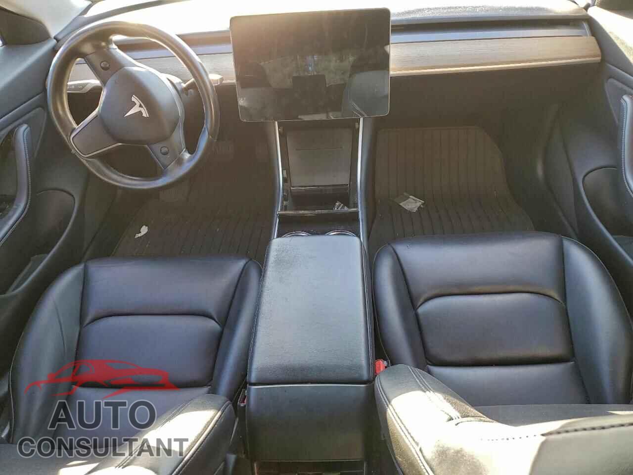 TESLA MODEL 3 2019 - 5YJ3E1EA2KF307650