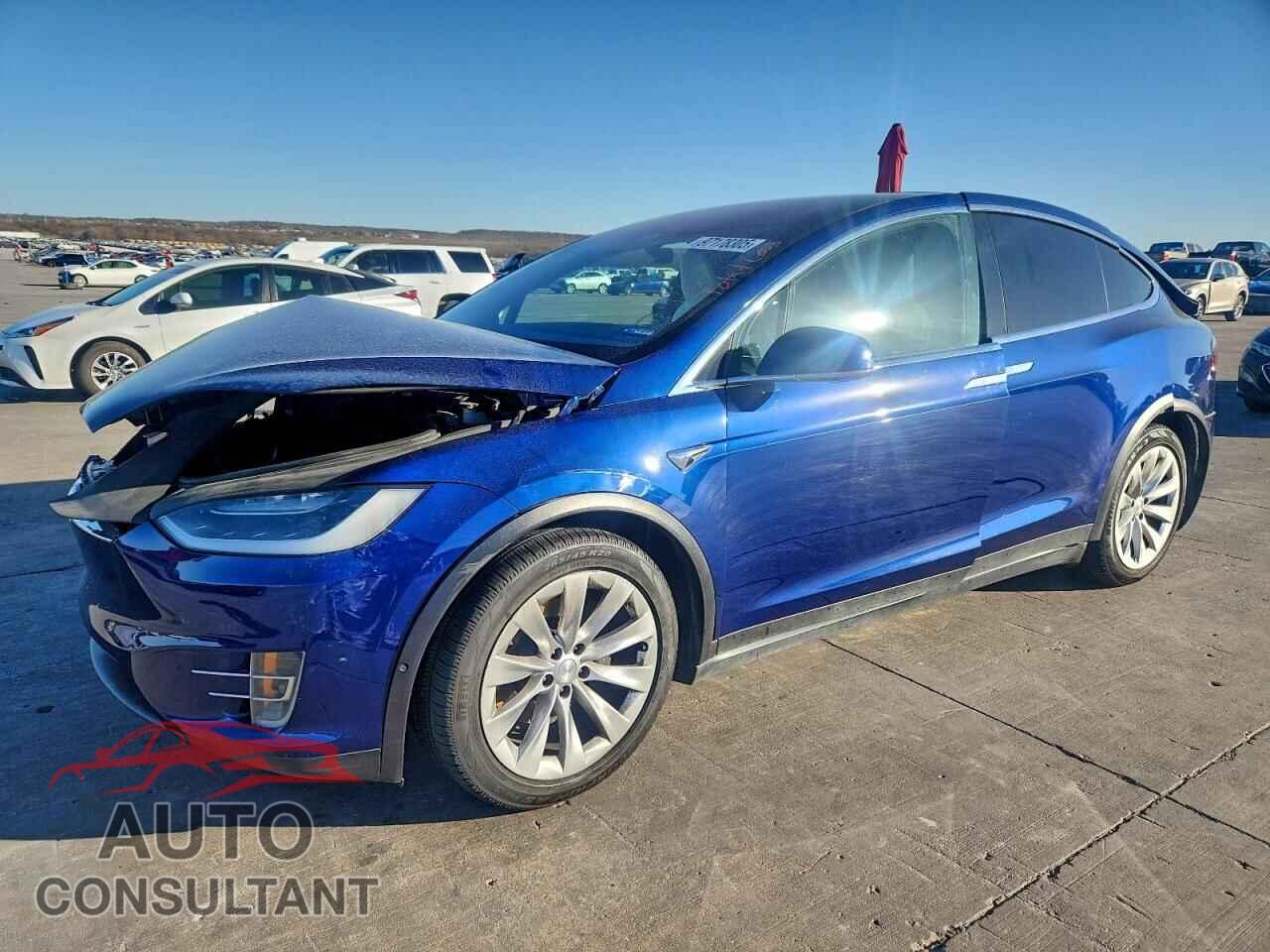 TESLA MODEL X 2017 - 5YJXCAE2XHF066106