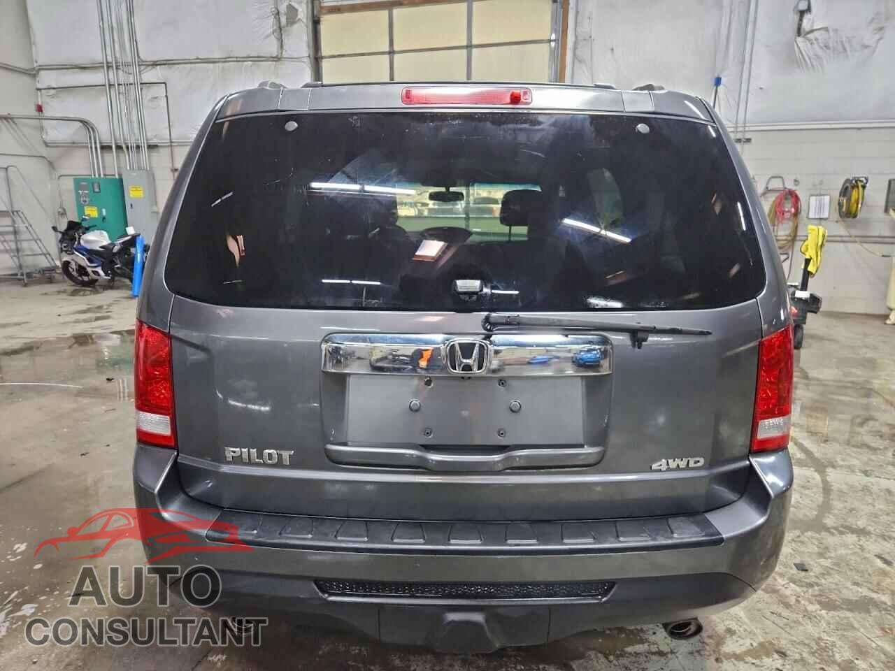 HONDA PILOT 2012 - 5FNYF4H50CB081239