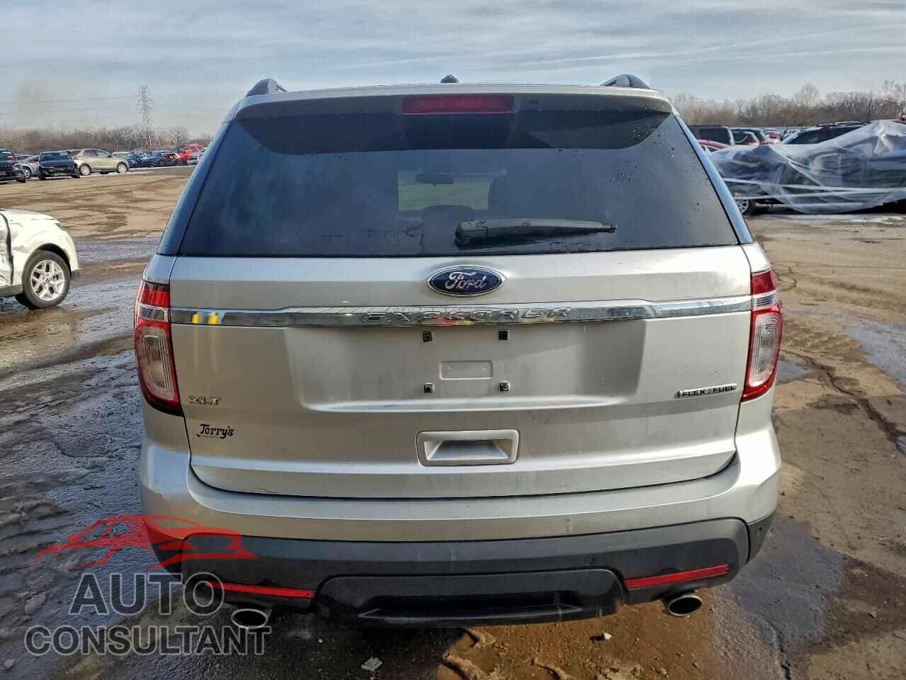 FORD EXPLORER 2015 - 1FM5K7D80FGB83114