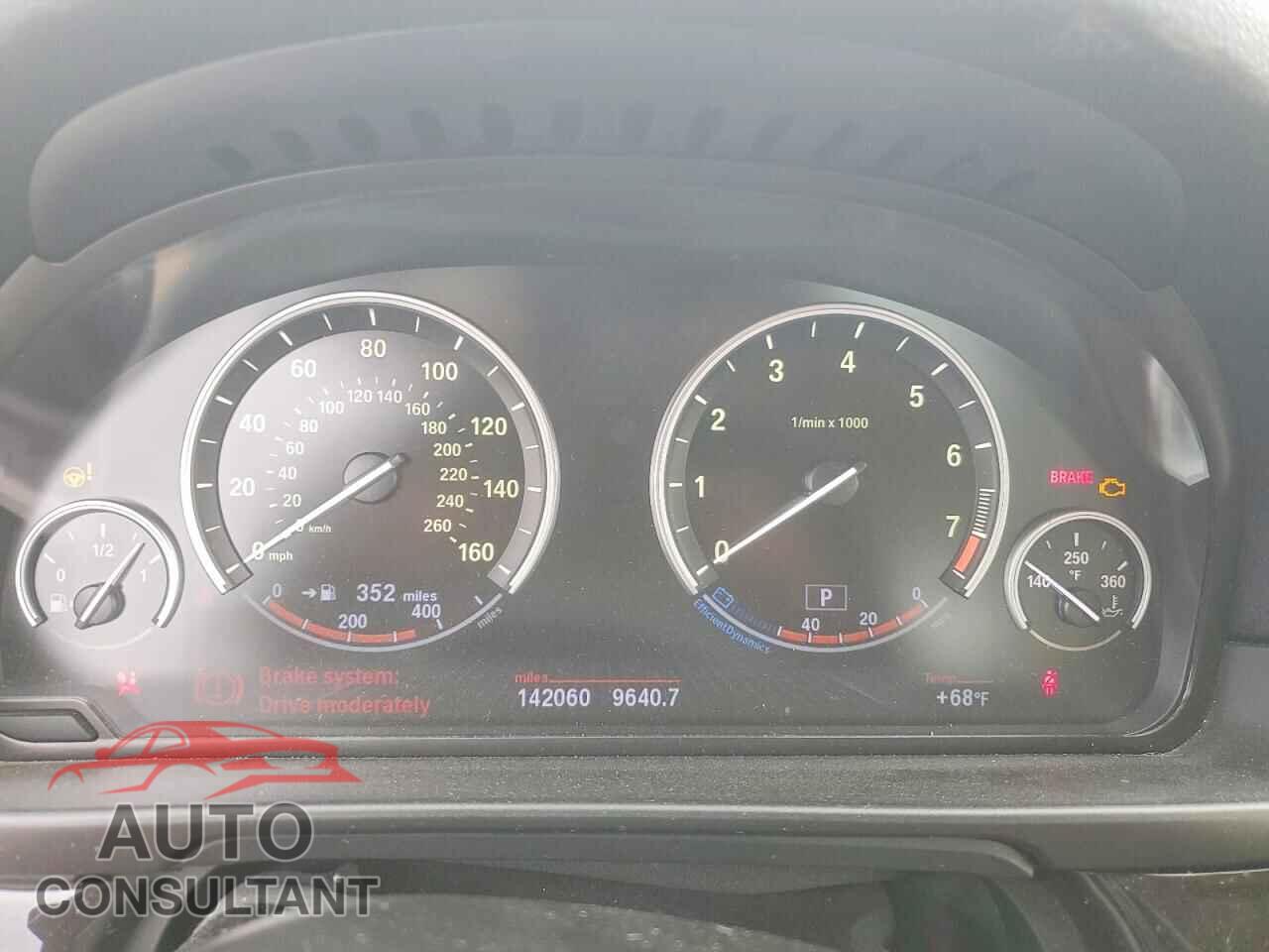 BMW 5 SERIES 2013 - WBAFR7C58DC822448