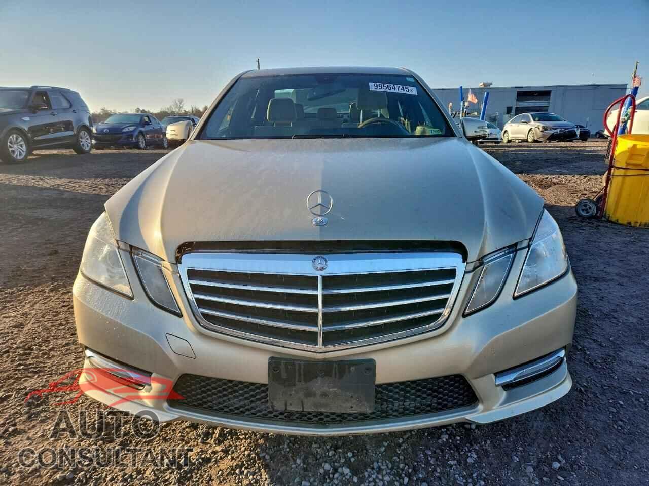 MERCEDES-BENZ E-CLASS 2012 - WDDHF5KB3CA627017