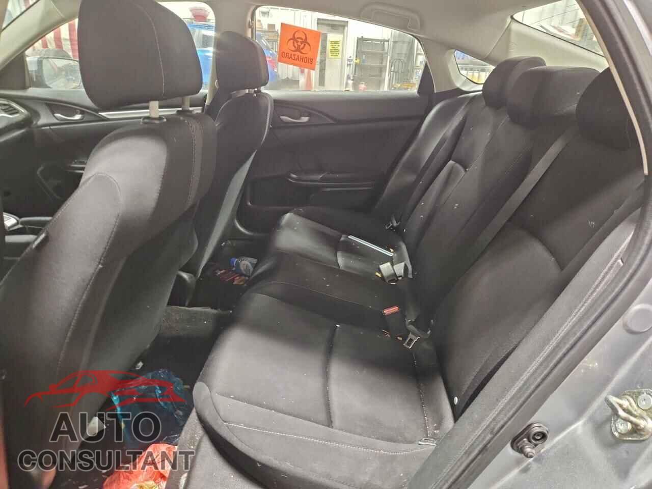 HONDA CIVIC 2017 - 19XFC2F54HE007228