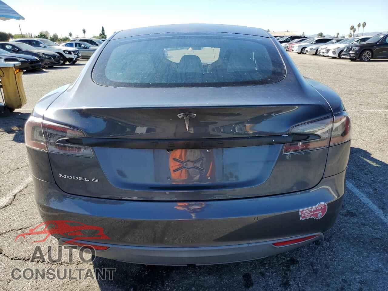 TESLA MODEL S 2016 - 5YJSA1E17GF123397