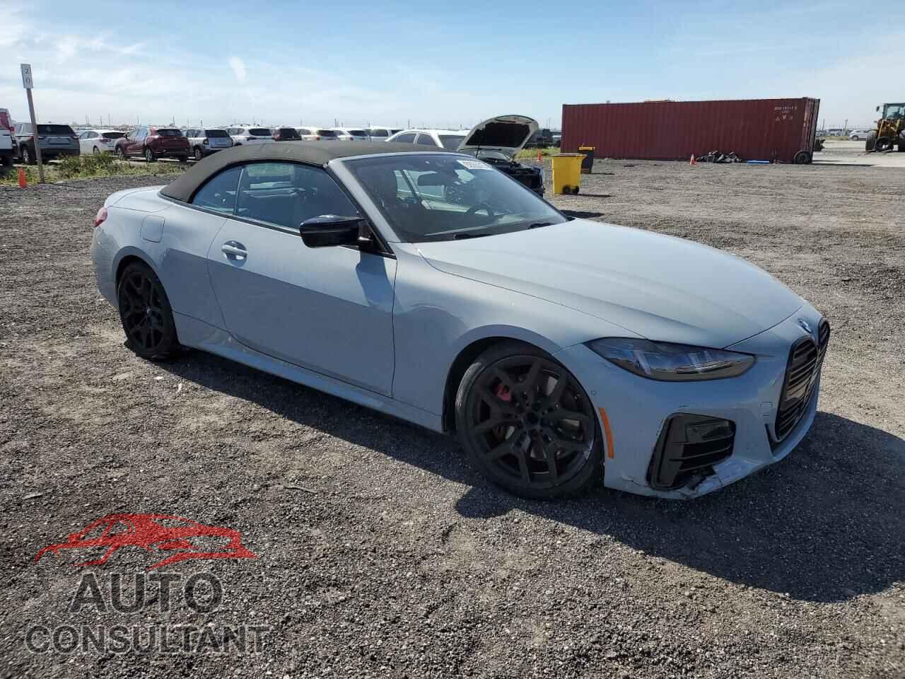BMW M4 2025 - WBA63DB09SCS41950