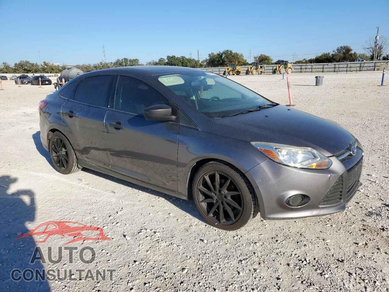 FORD FOCUS 2014 - 1FADP3E21EL217464