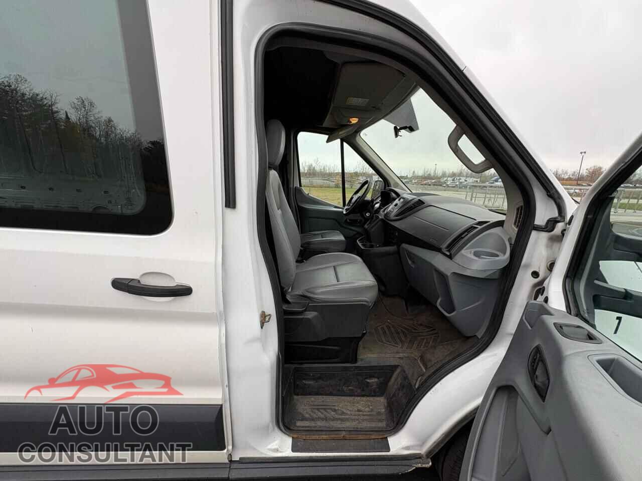 FORD TRANSIT 2015 - 1FTNR2CM3FKA00707