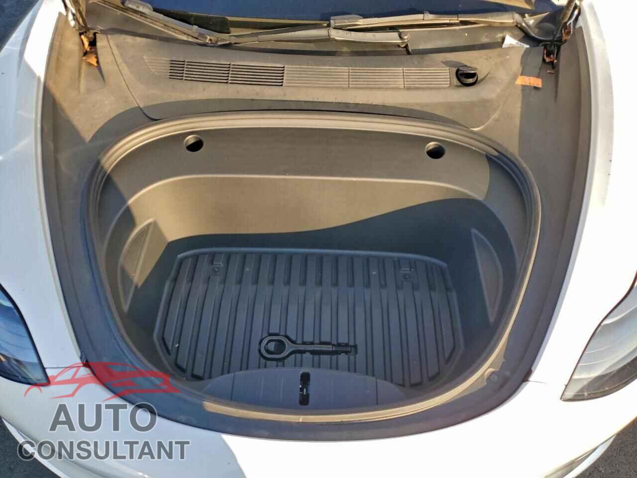 TESLA MODEL 3 2021 - 5YJ3E1EA1MF094032