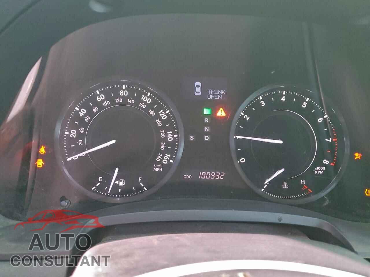 LEXUS IS 2014 - JTHFF2C21E2529890
