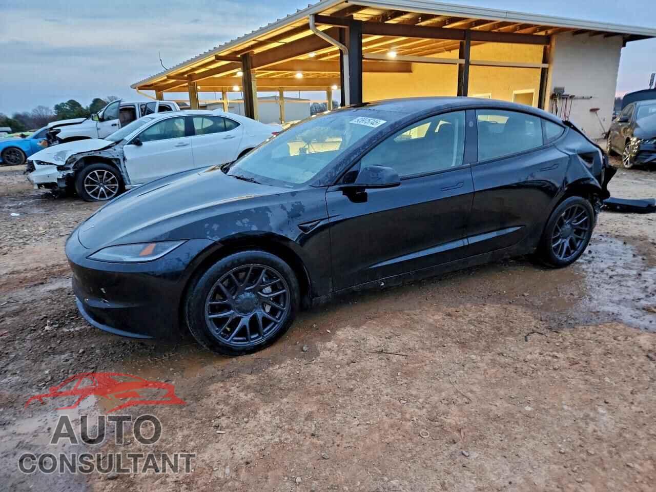 TESLA MODEL 3 2024 - 5YJ3E1EA4RF732832