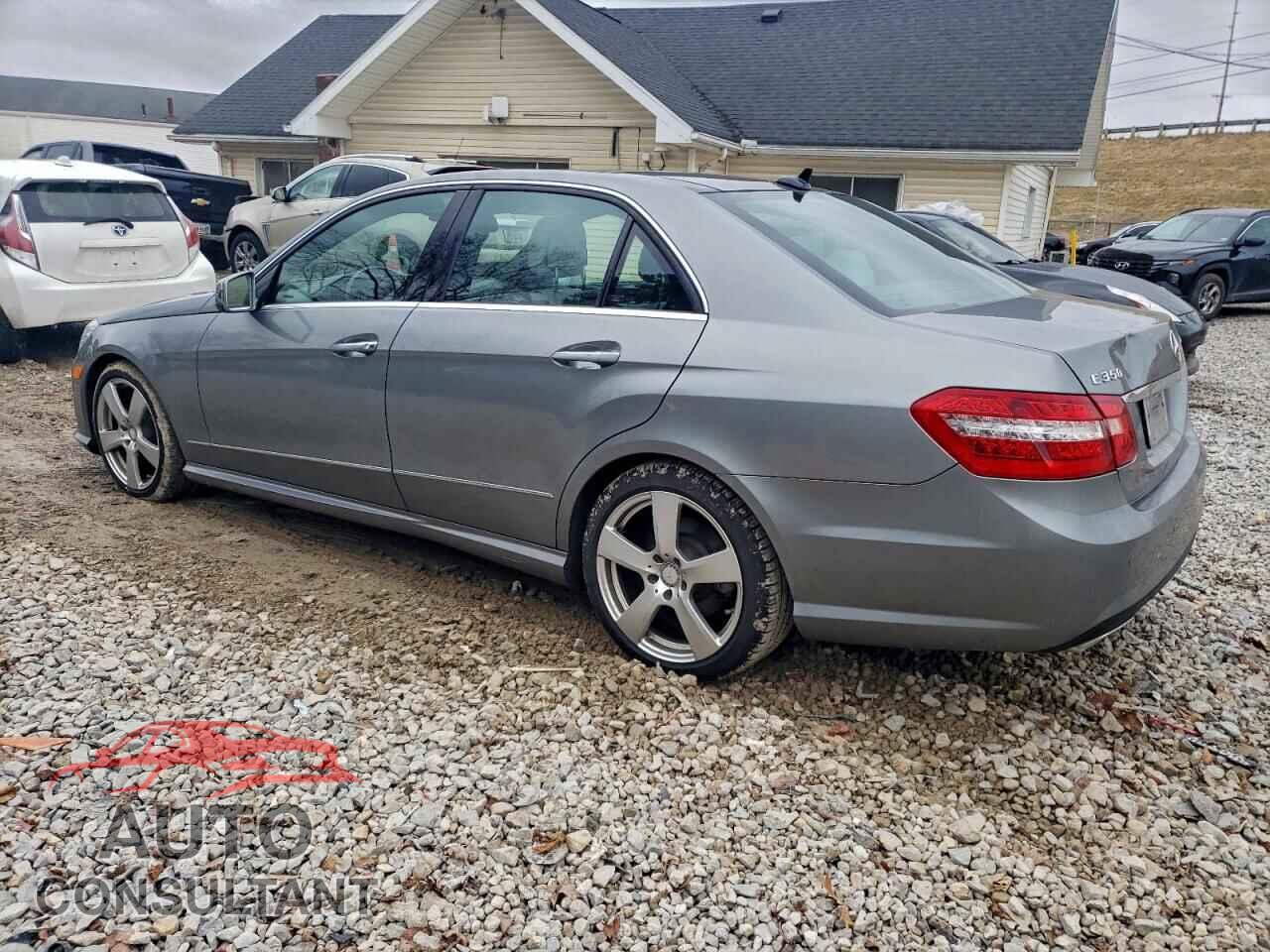 MERCEDES-BENZ E-CLASS 2011 - WDDHF8HB6BA371687
