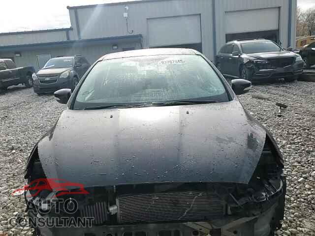 FORD FOCUS 2016 - 1FADP3FE9GL200052