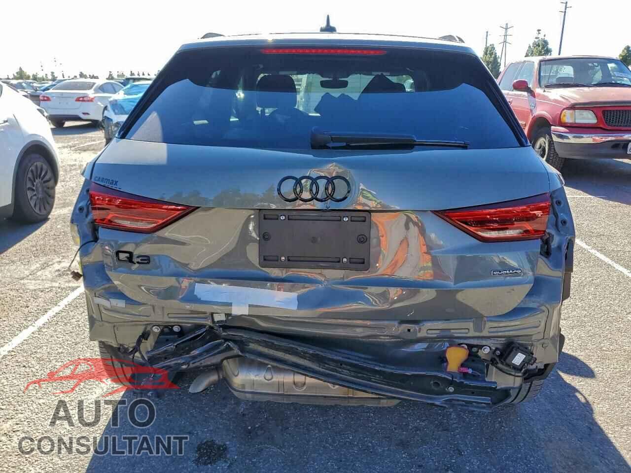AUDI Q3 2022 - WA1DECF31N1021974