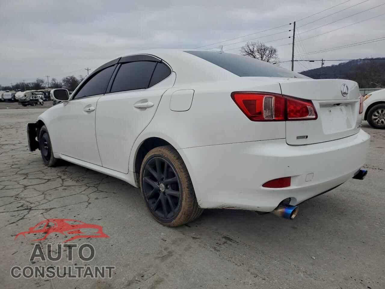 LEXUS IS 2013 - JTHCF5C26D5062838