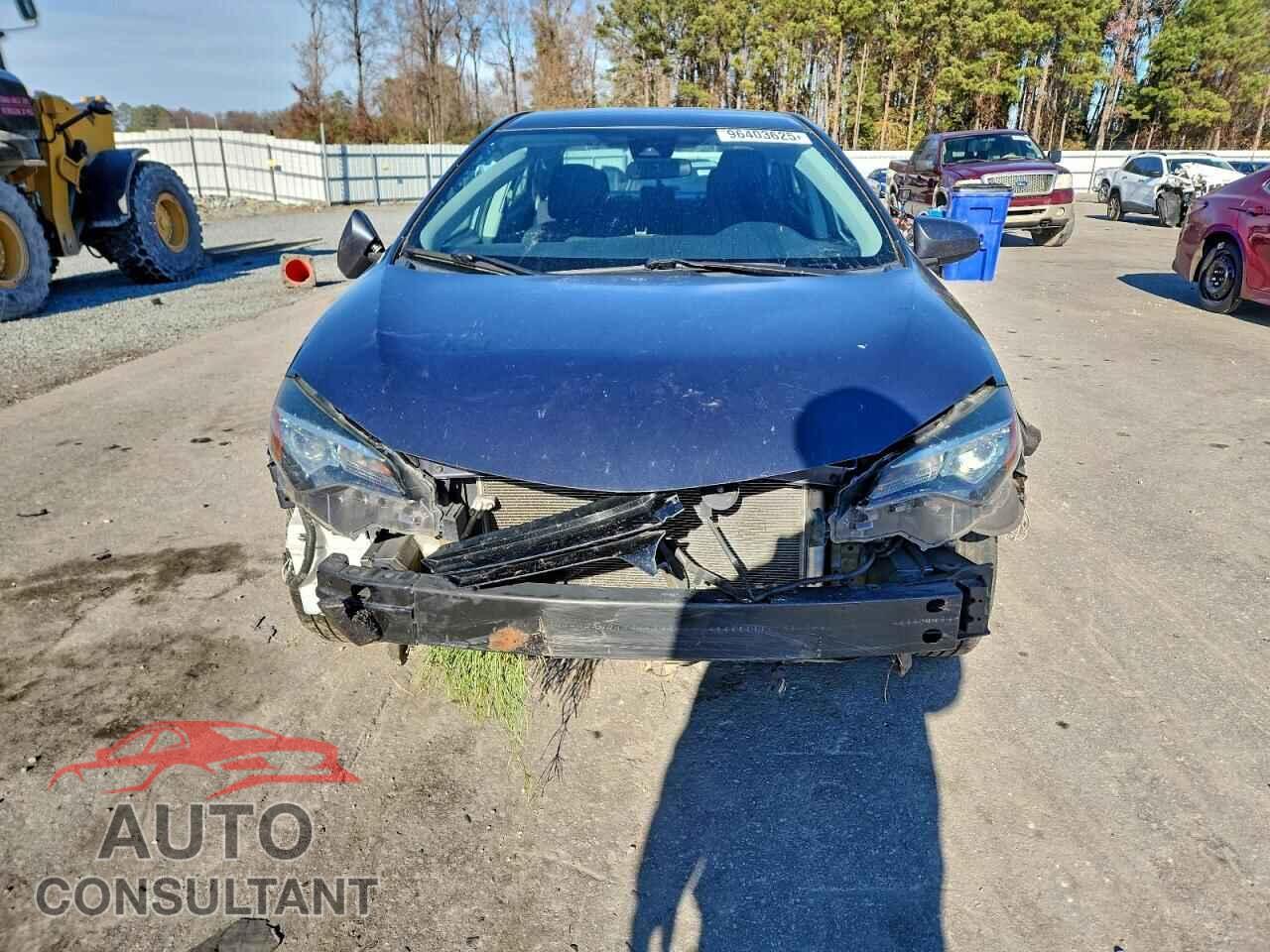 TOYOTA COROLLA 2018 - 5YFBURHE2JP814479