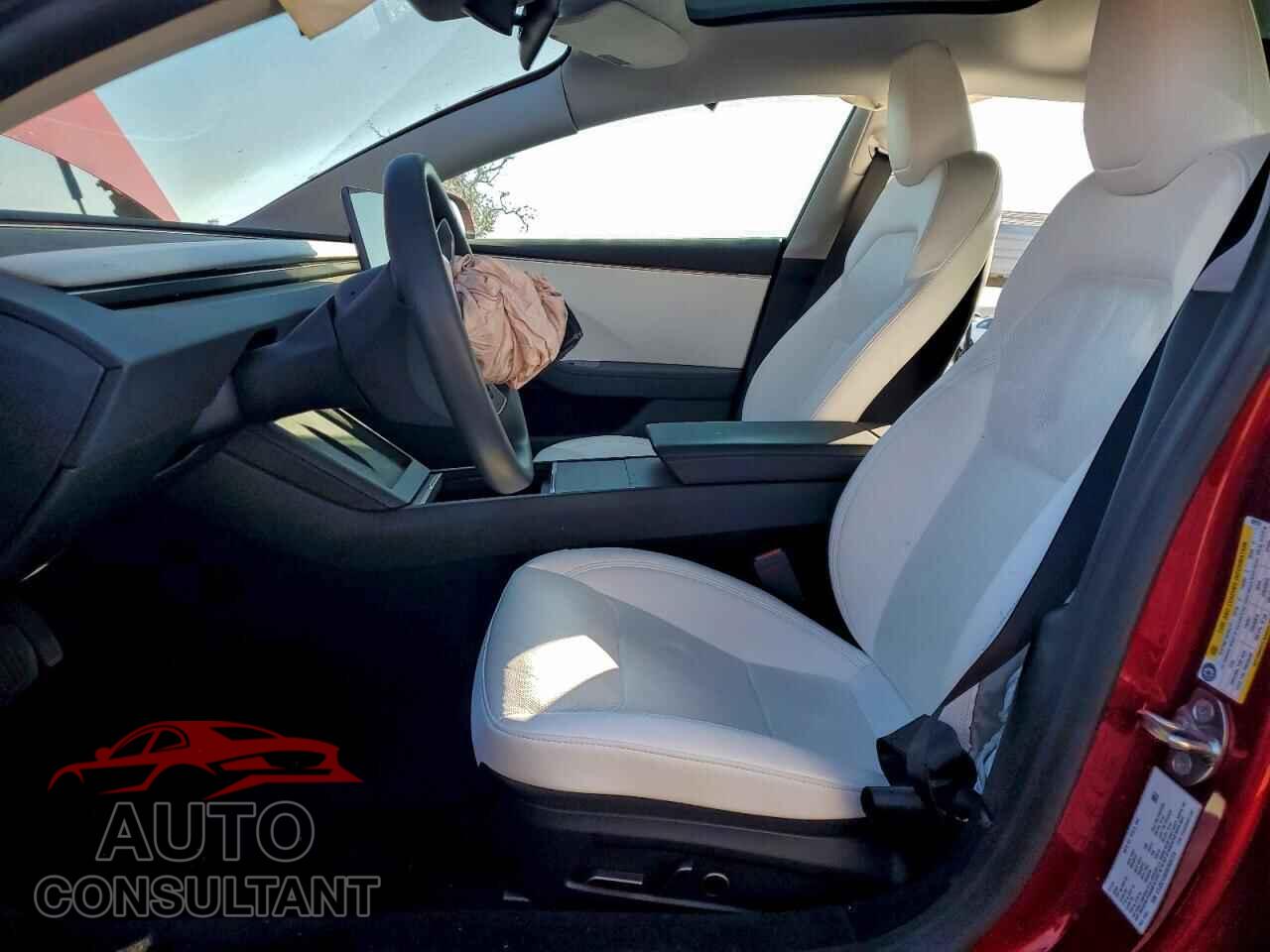 TESLA MODEL 3 2024 - 5YJ3E1EB2RF809724