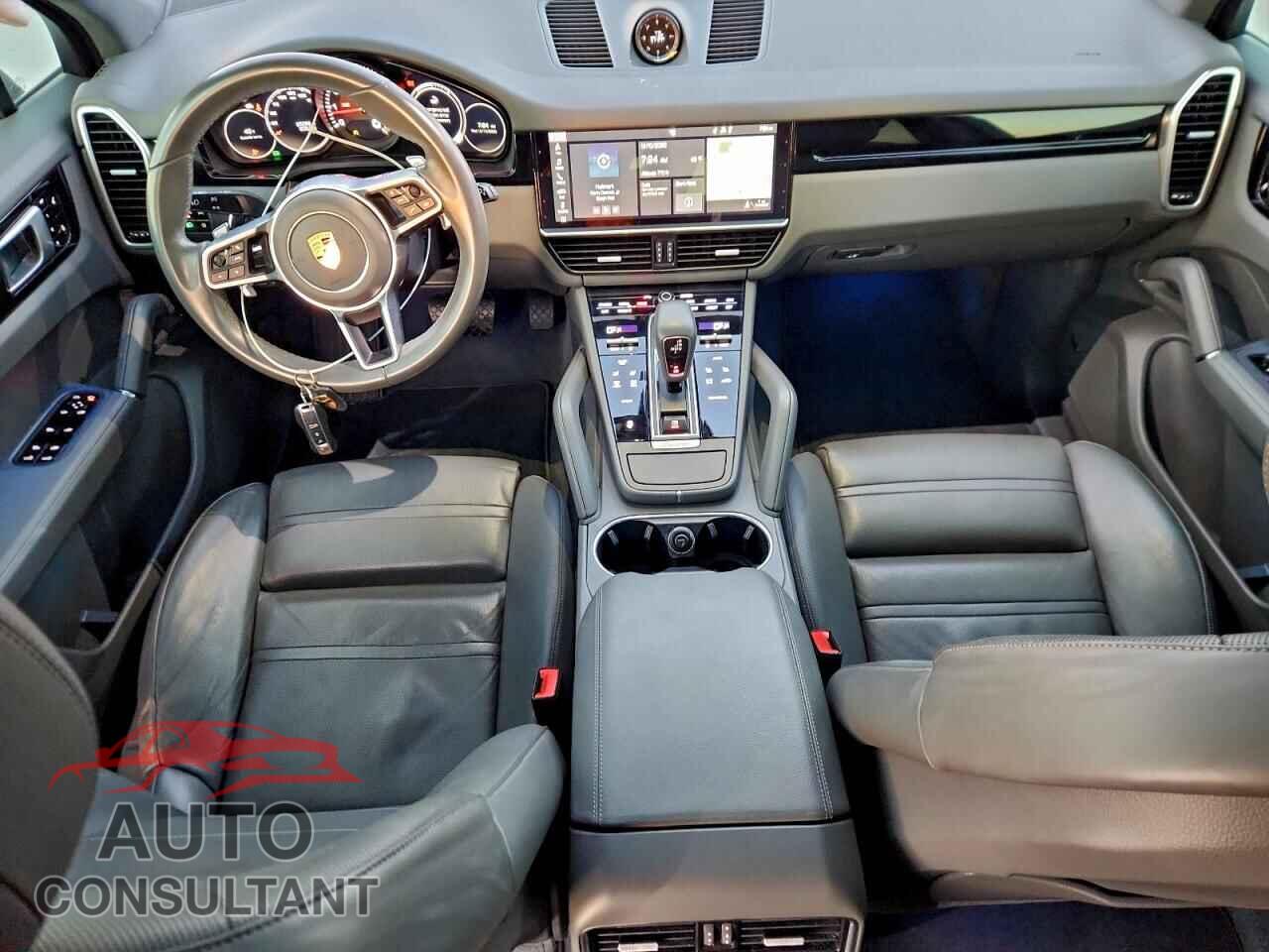 PORSCHE CAYENNE 2019 - WP1AA2AY6KDA03500