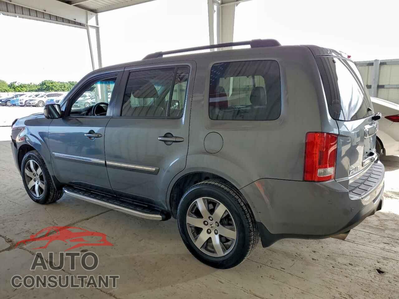 HONDA PILOT 2013 - 5FNYF3H94DB017428