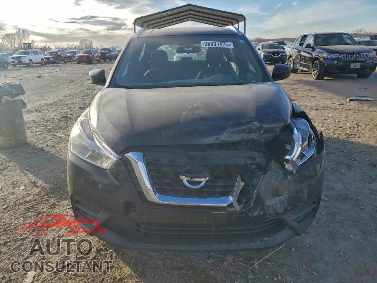 NISSAN KICKS 2019 - 3N1CP5CU5KL559489