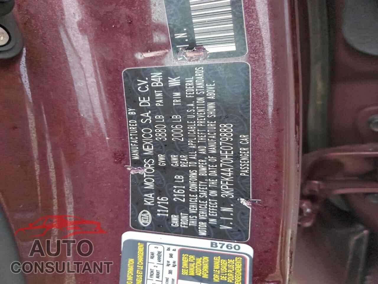 KIA FORTE 2017 - 3KPFK4A70HE079888