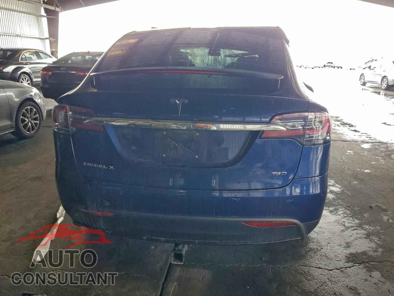 TESLA MODEL X 2018 - 5YJXCAE28JF129631