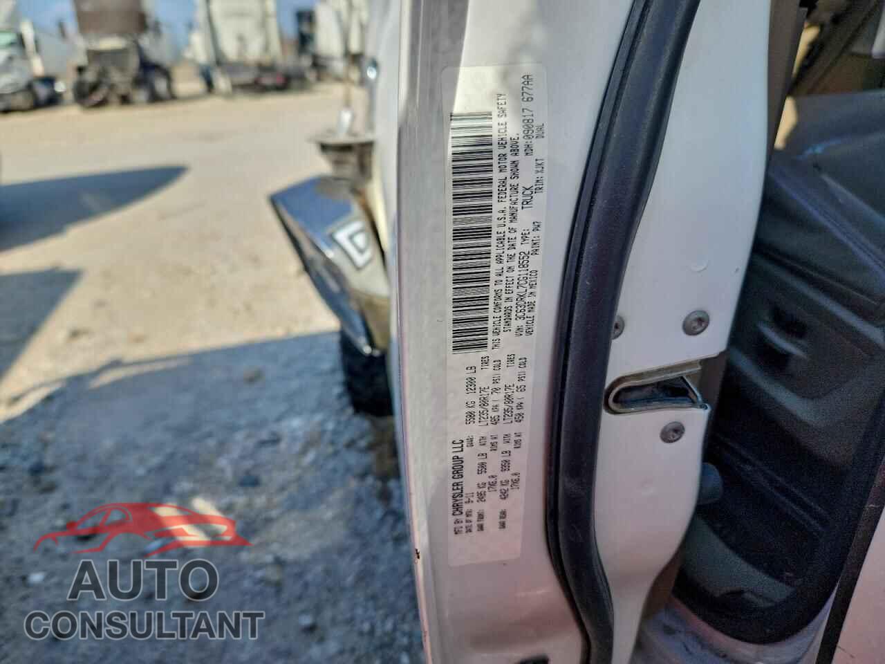 DODGE RAM 3500 2012 - 3C63DRKL7CG118552