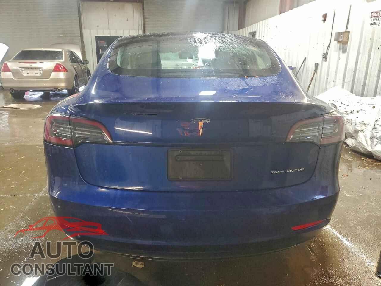 TESLA MODEL 3 2022 - 5YJ3E1EB3NF229327