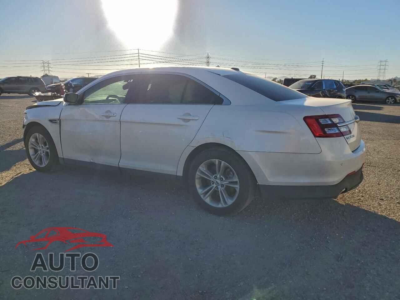 FORD TAURUS 2015 - 1FAHP2E84FG161868