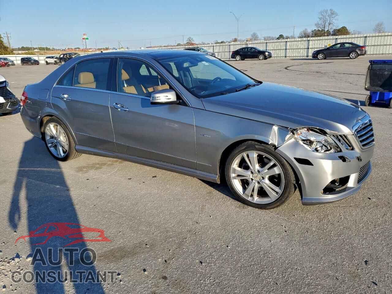 MERCEDES-BENZ E-CLASS 2012 - WDDHF5KB1CA646889