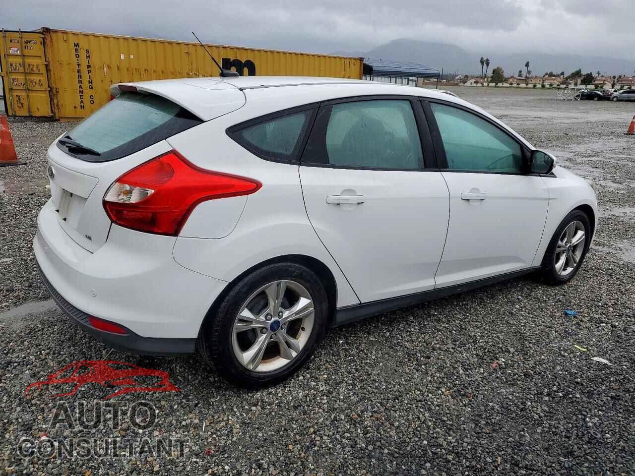 FORD FOCUS 2014 - 1FADP3K2XEL131798