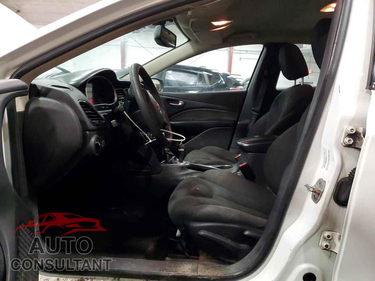 DODGE DART 2013 - 1C3CDFAA2DD309015