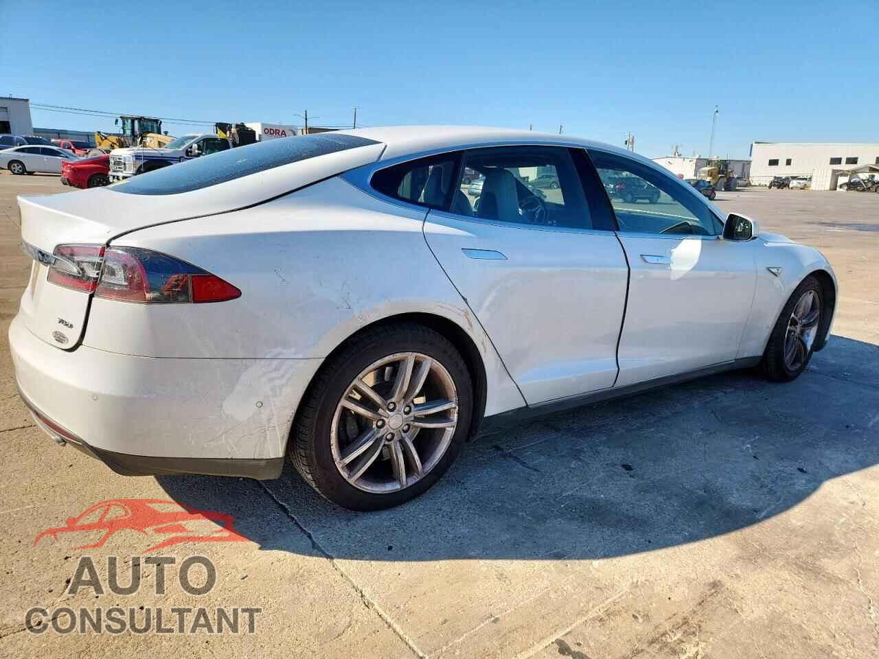 TESLA MODEL S 2015 - 5YJSA1S26FF091926