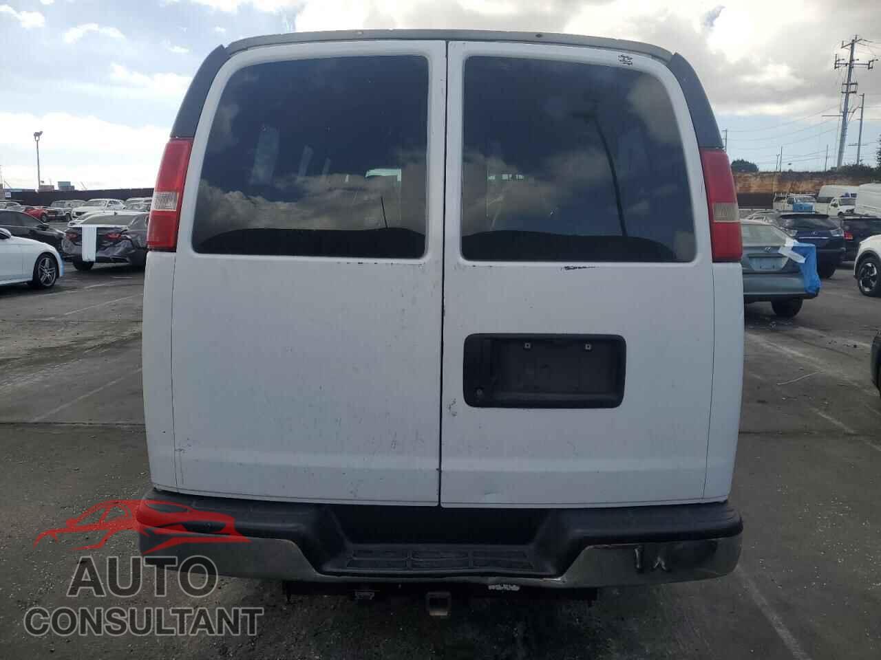 CHEVROLET EXPRESS 2012 - 1GNSGCF40C1156545