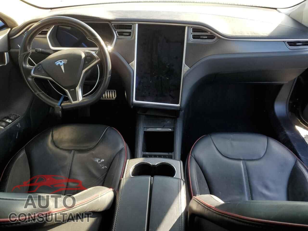 TESLA MODEL S 2013 - 5YJSA1DP5DFP13194