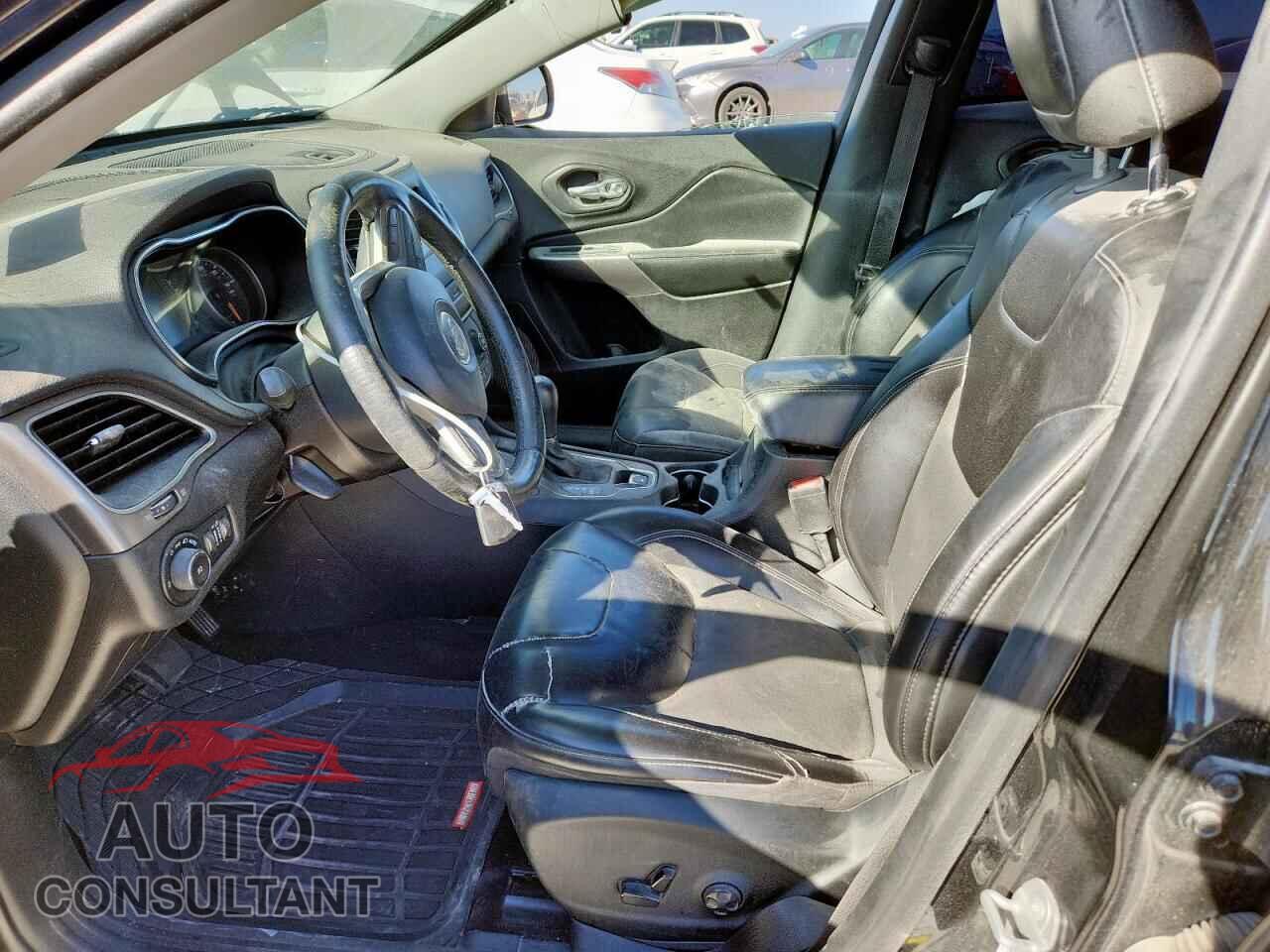 JEEP GRAND CHER 2019 - 1C4PJLLB7KD202856
