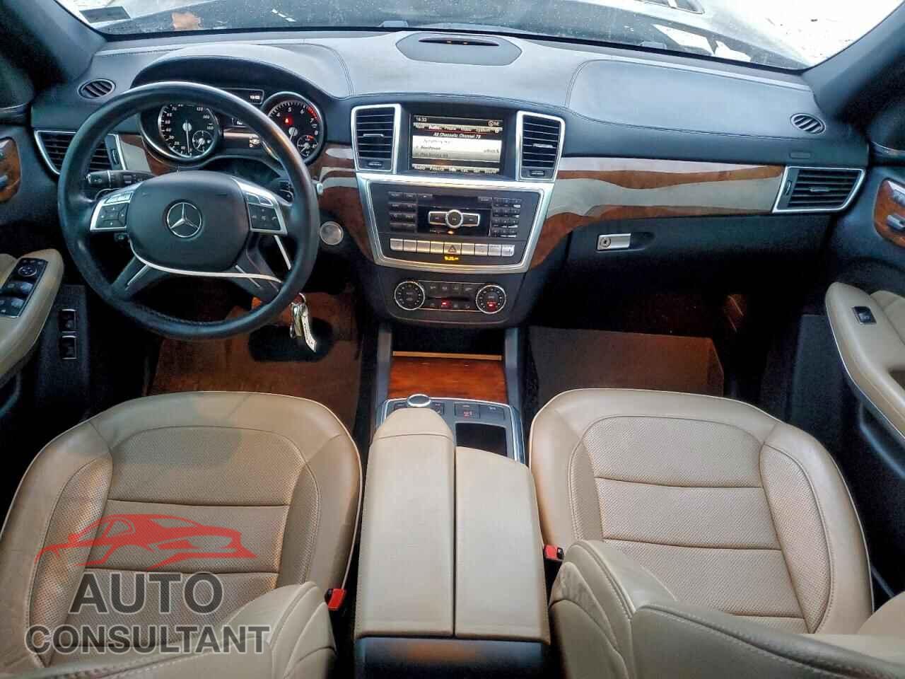 MERCEDES-BENZ GL-CLASS 2013 - 4JGDF7DE1DA205191