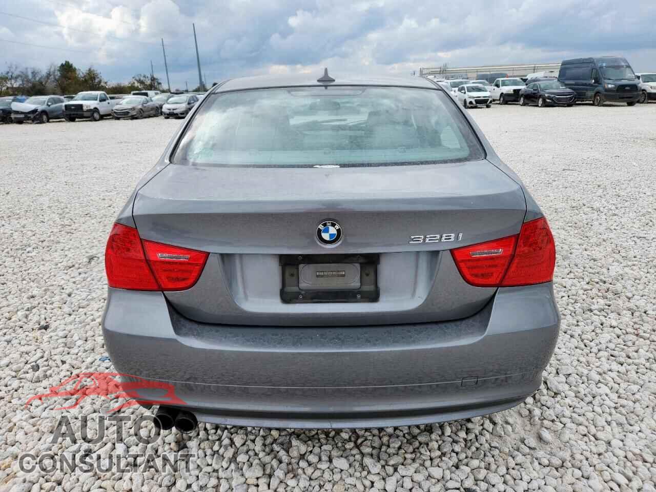 BMW 3 SERIES 2011 - WBAPH7C50BE677351