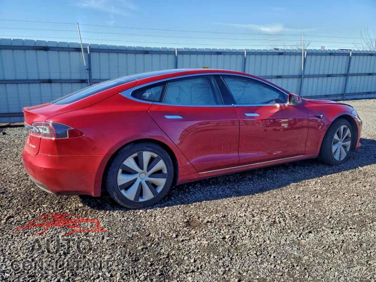 TESLA MODEL S 2021 - 5YJSA1E24MF424780