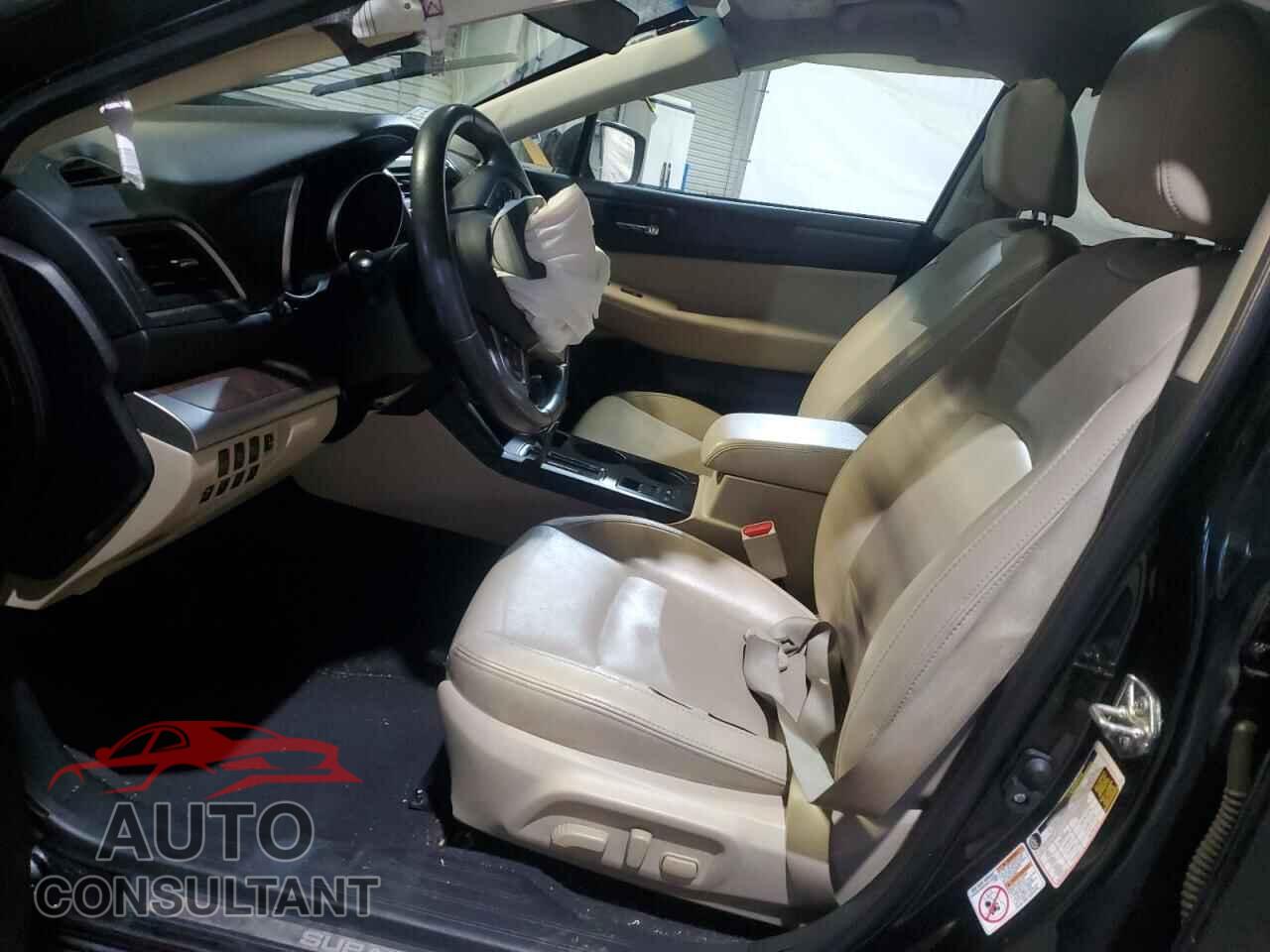 SUBARU OUTBACK 2017 - 4S4BSENC2H3390303